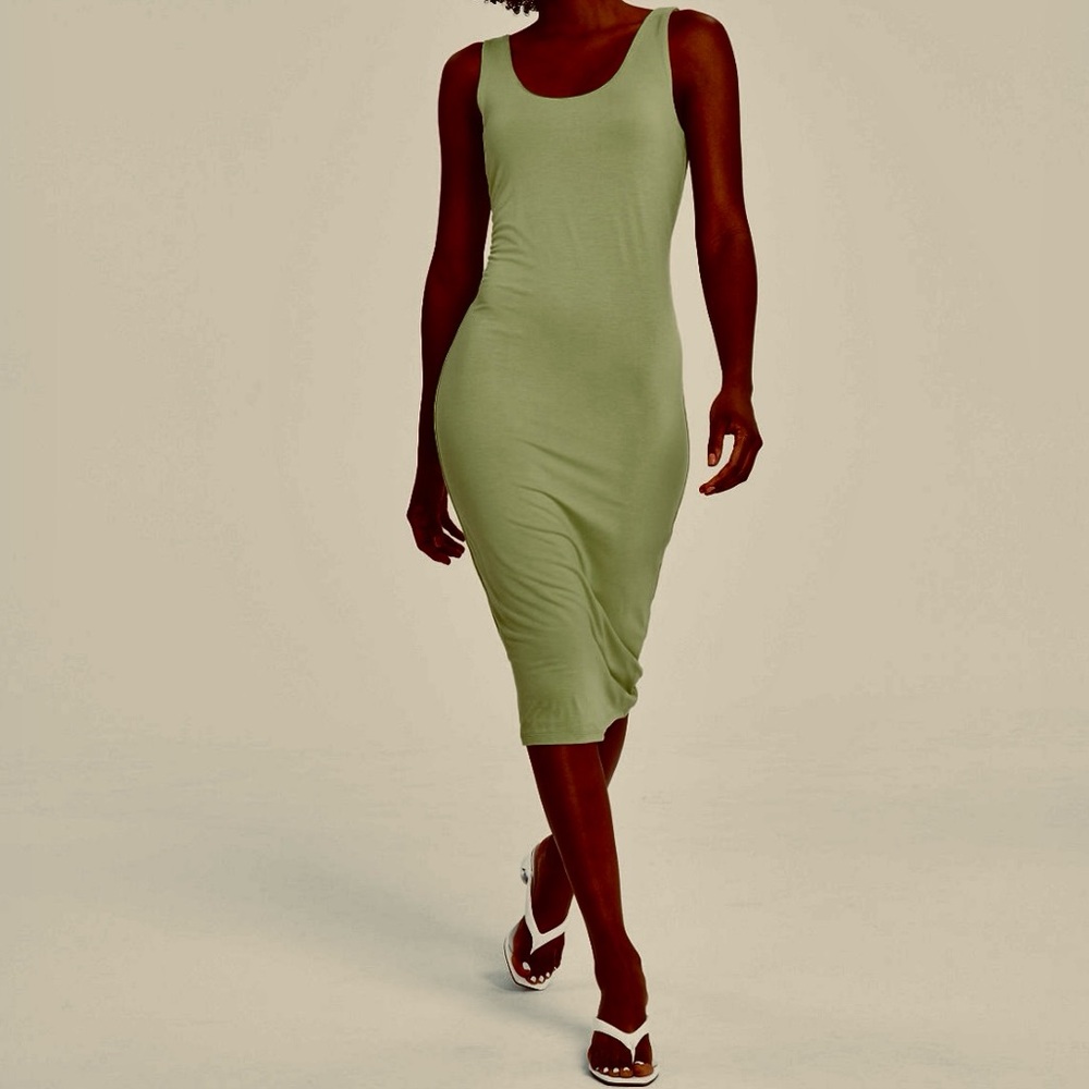 Bar III sleeveless bodycon midi dress